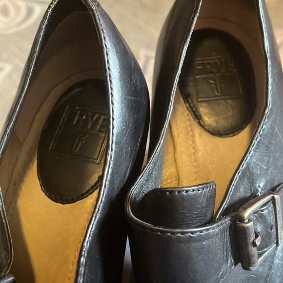 FRYE heels, black leather. - Picture 2 of 6
